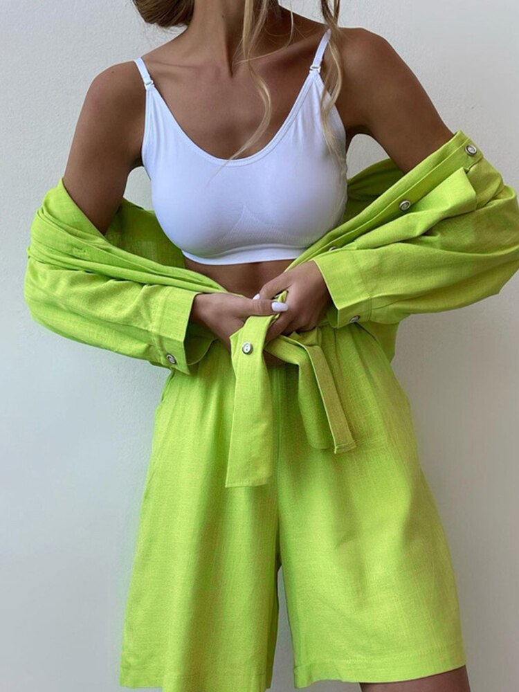 Back to school Women Casual Two-Piece Pants Suit Solid Color Lapel Collar Button-Down Tops And Elastic Waist Loose Fit Shorts Daily Streetwear