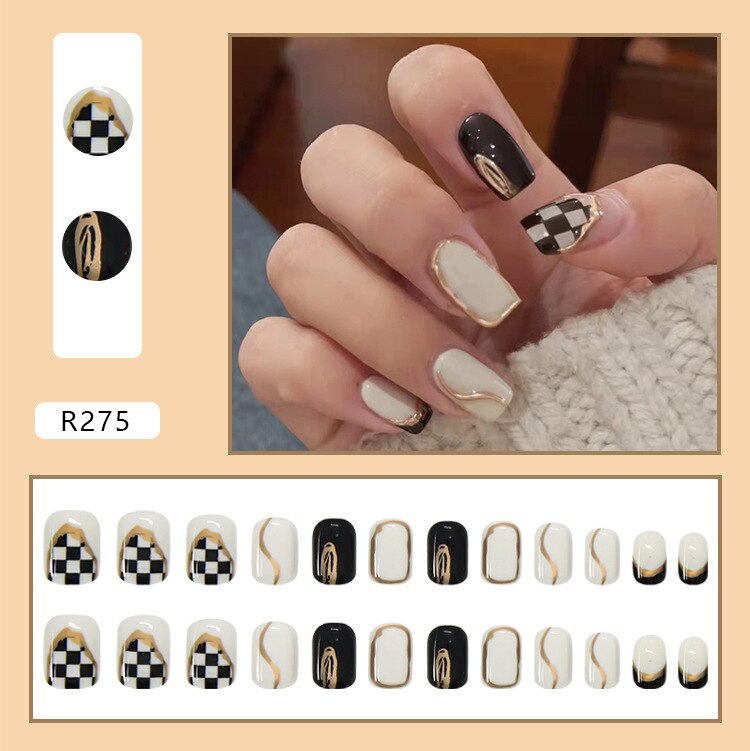 Fall nails Christmas nails 24Pcs Shiny Short Square False Nail With Sticker Black n White Lattice Artificial Fake Nails DIY Full Cover Tips Manicure Tool